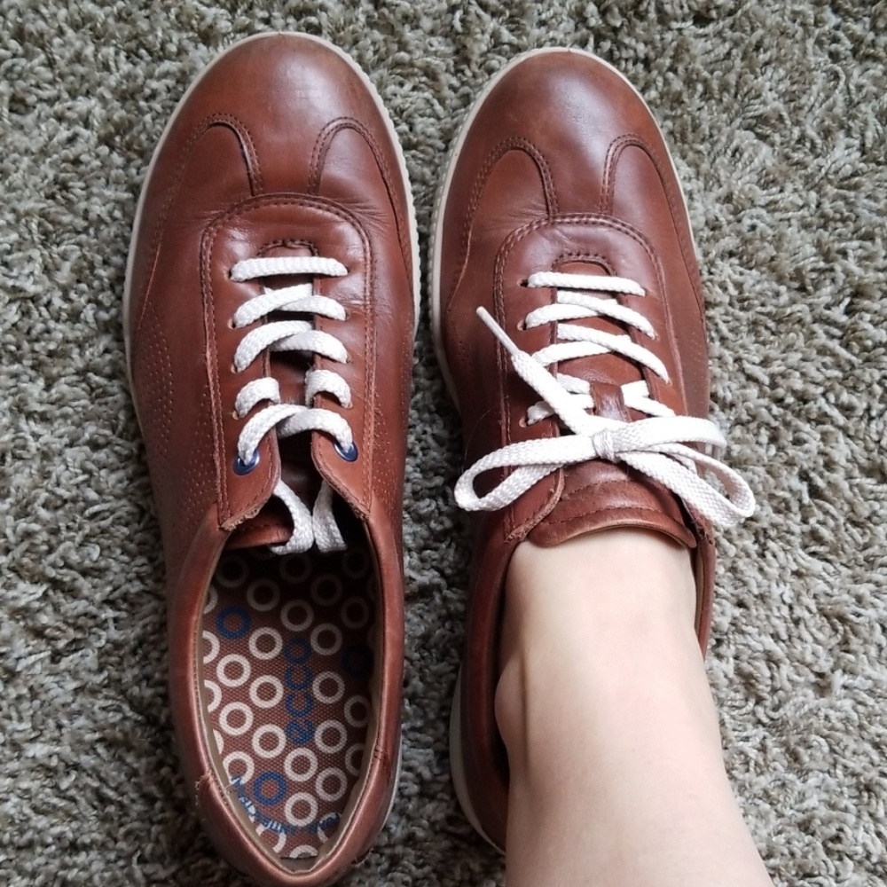 LAST CHANCE Ecco leather sneakers 41
